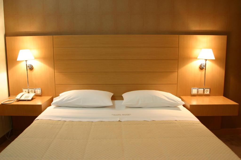 Deves Hotel Nauplie Chambre photo